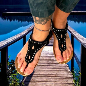 Patricia Sandals with Rhinestones.  Black sandals with rhinestones.  Excellent